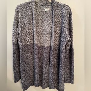 Croft & Barrow‎ Women’s Large Blue Gray Long Sleeve Cardigan